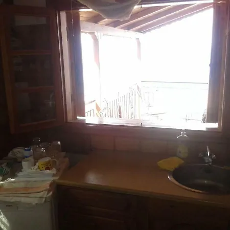 Kiki's Summer House Апартаменты